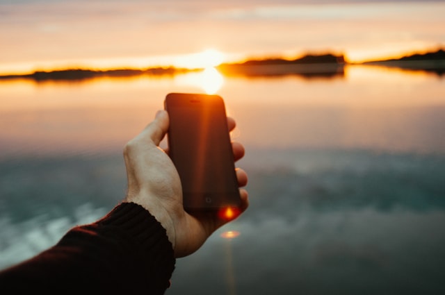 Man holding phone